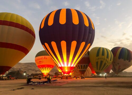 Zweitägige Luxor-Tour ab Hurghada mit Hotel, Ballonfahrt und Bootsfahrt